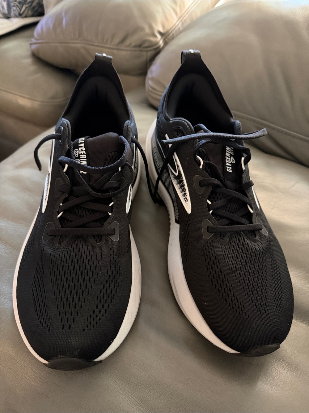 Brook’s Glycerin GTS 22 Men's Black Running Shoes